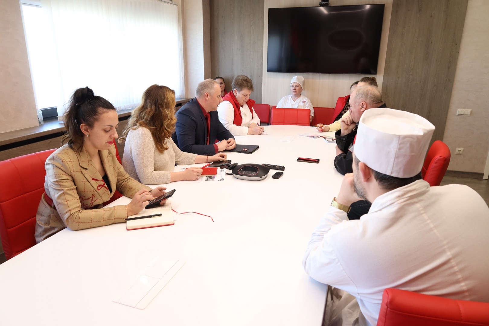 Обсудили Послание Президента Республики Беларусь и меры по предупреждению и пресечению терроризма и экстремизма: на "Красном пищевике" прошел Единый День информирования